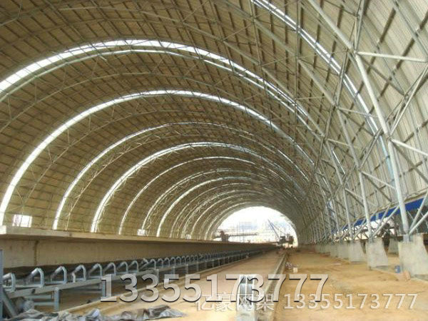 網架鋼構造是近十年來展開較快的項目